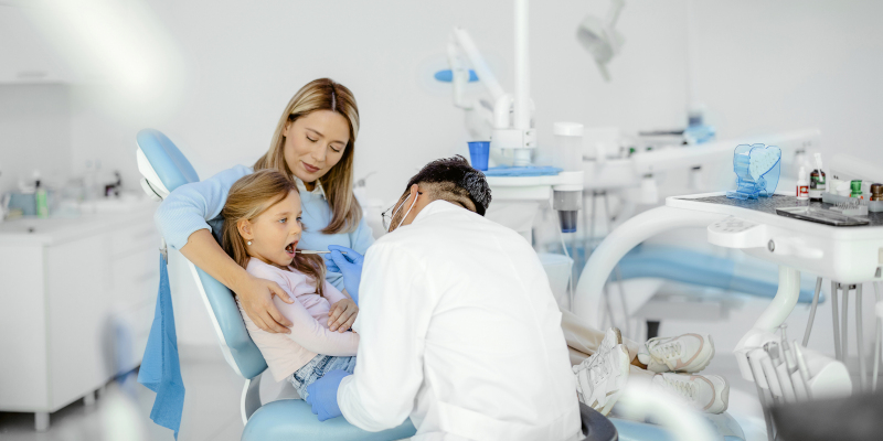 Family Dental Services: Setting Up Your Family for a Lifetime of Healthy Teeth